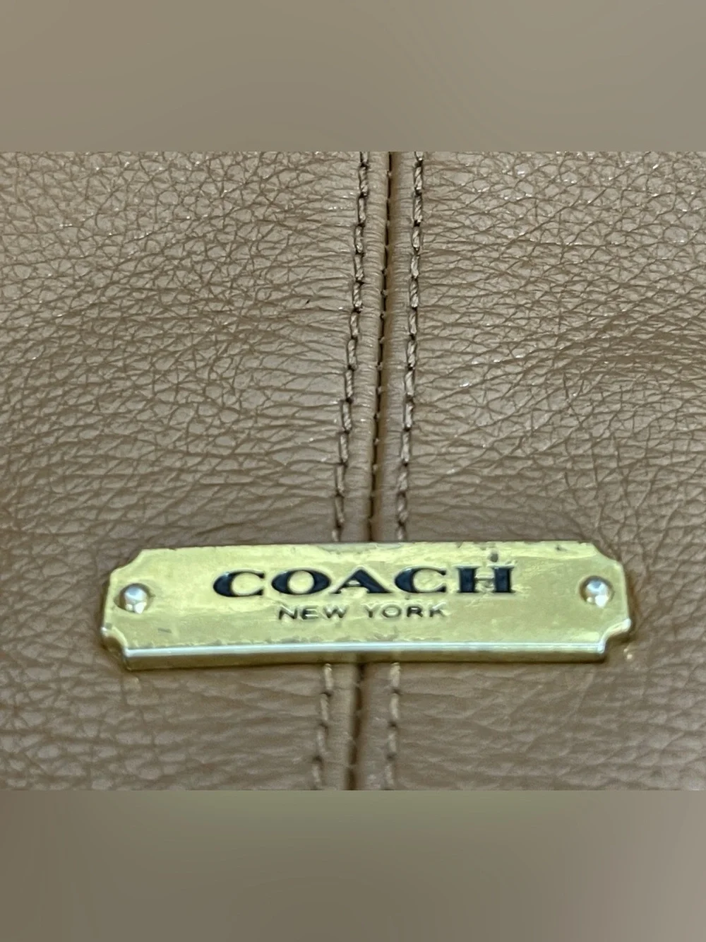 Coach Avery Brown Pebbled Leather Large Hobo Shoulder Bag Logo Plaque F23309